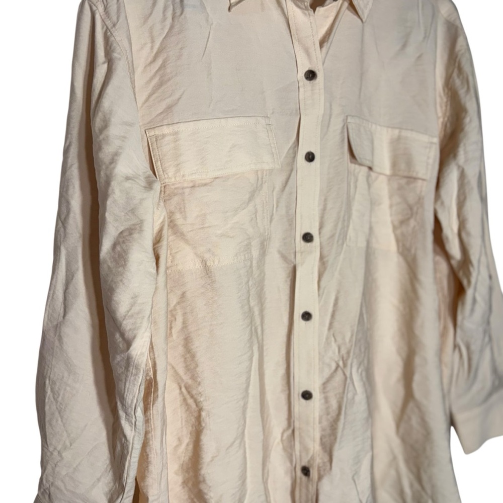 Banana Republic Cream Casual Button Down Shirt - Picture 3 of 6